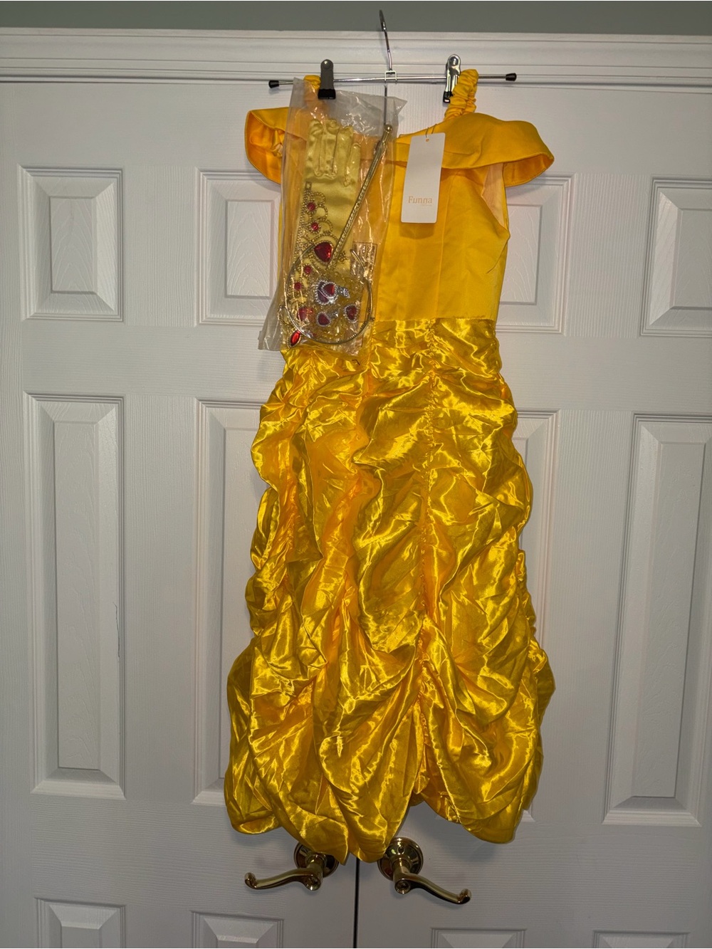 Funna Girls Princess Dress Costume Gold/Yellow Size 150 (10-12)w/ Gloves & Crown
